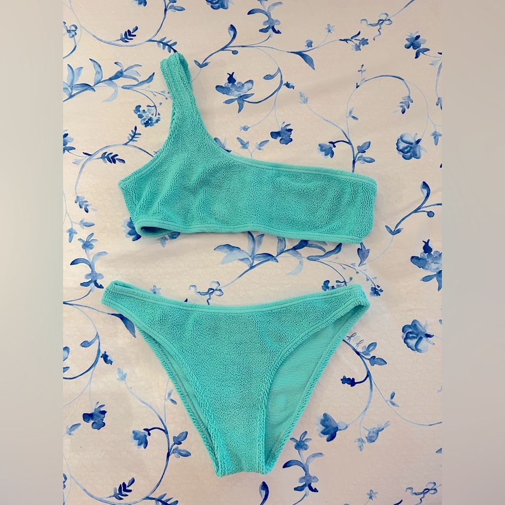 Love & Bikinis crinkle bikini one size fits all